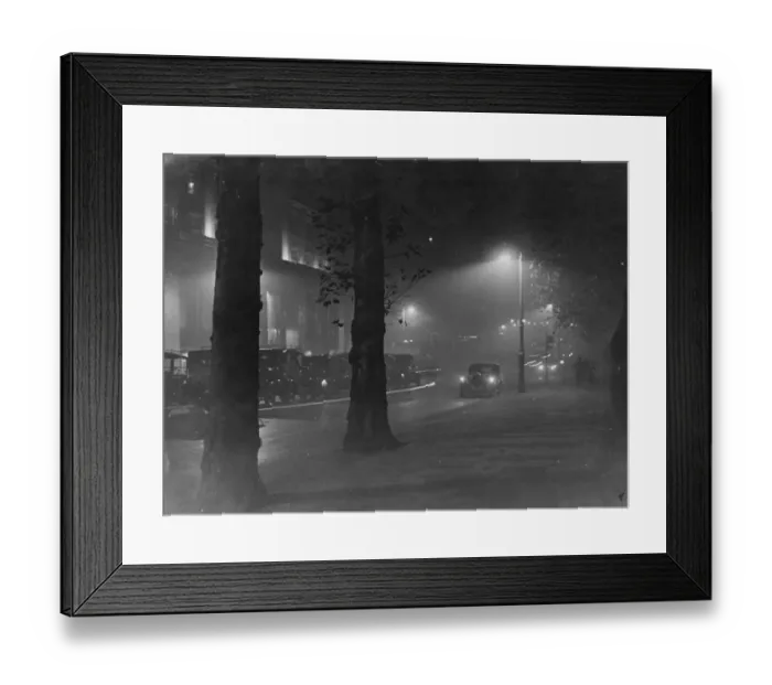 Framed Print : Piccadilly At Night Framed Print : Piccadilly At Night