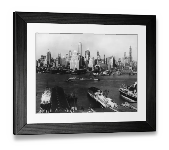 Framed Print : Manhattan Skyline Framed Print : Manhattan Skyline