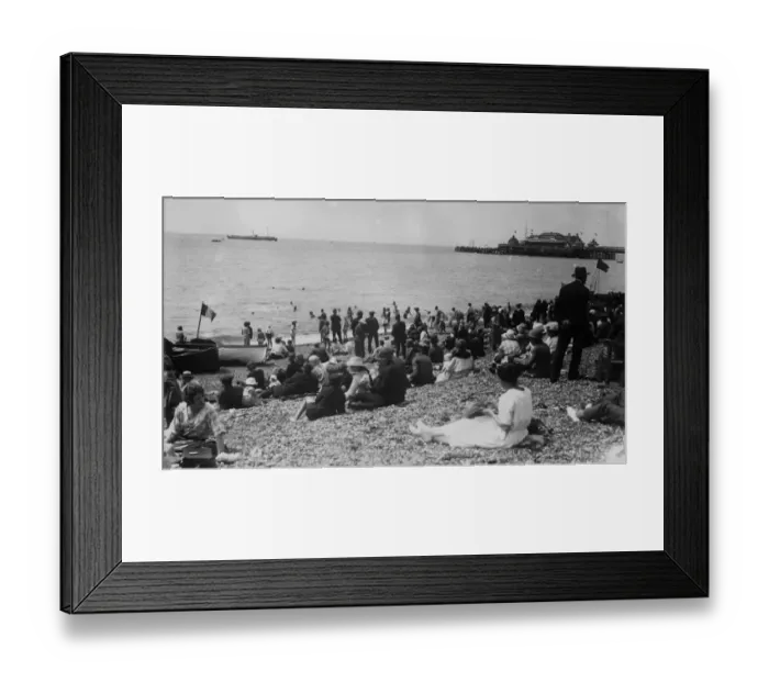 Framed Print : Brighton Beach Framed Print : Brighton Beach