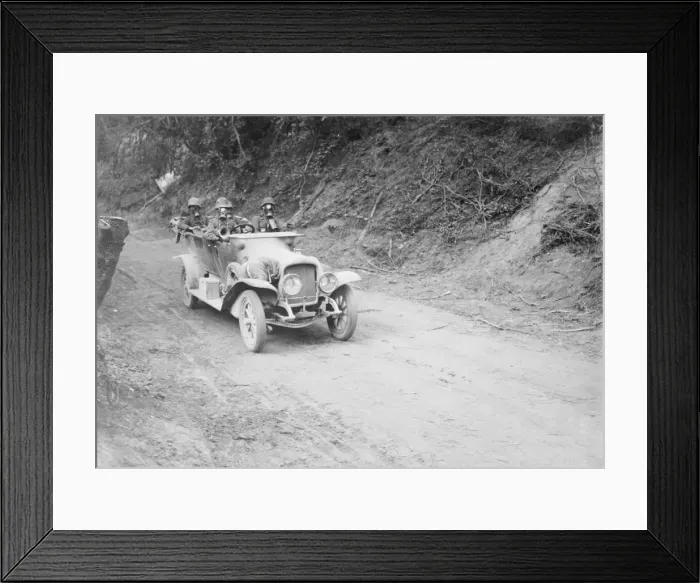 Framed Print : On The Move Framed Print : On The Move