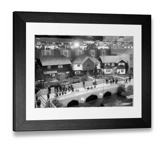 Framed Print : Ideal Time Framed Print : Ideal Time