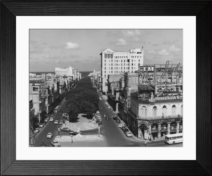 Framed Print : Paseo De Marti Framed Print : Paseo De Marti