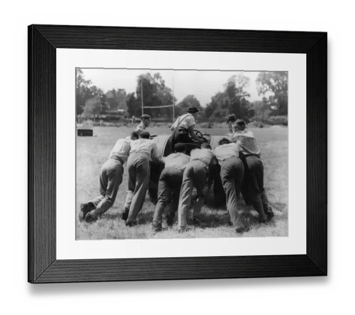 Framed Print : Push Start