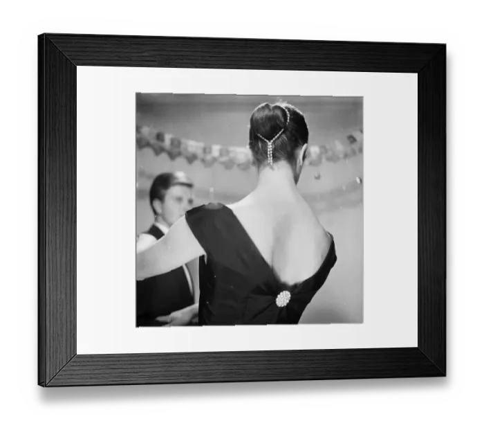 Framed Print : Off The Shoulder Framed Print : Off The Shoulder