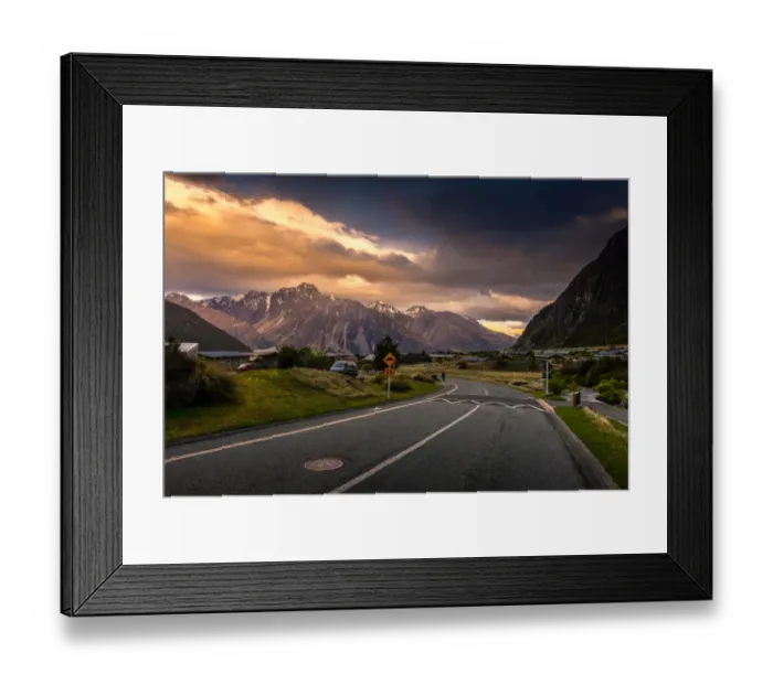 Framed Print : The Scenery of Village in Mount Cook, New Zealand Framed Print : The Scenery of Village in Mount Cook, New Zealand