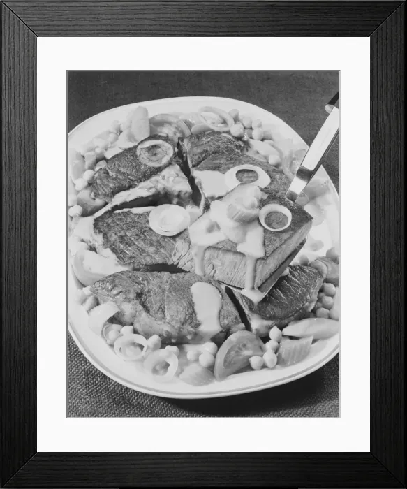 Framed Print : Meat with beans and onions, close-up Framed Print : Meat with beans and onions, close-up