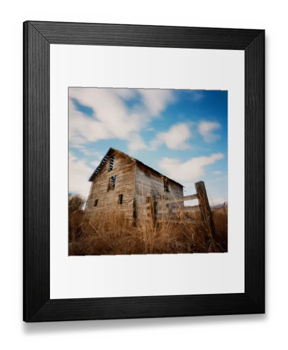 Framed Print : Abandoned Barn, Montana Framed Print : Abandoned Barn, Montana