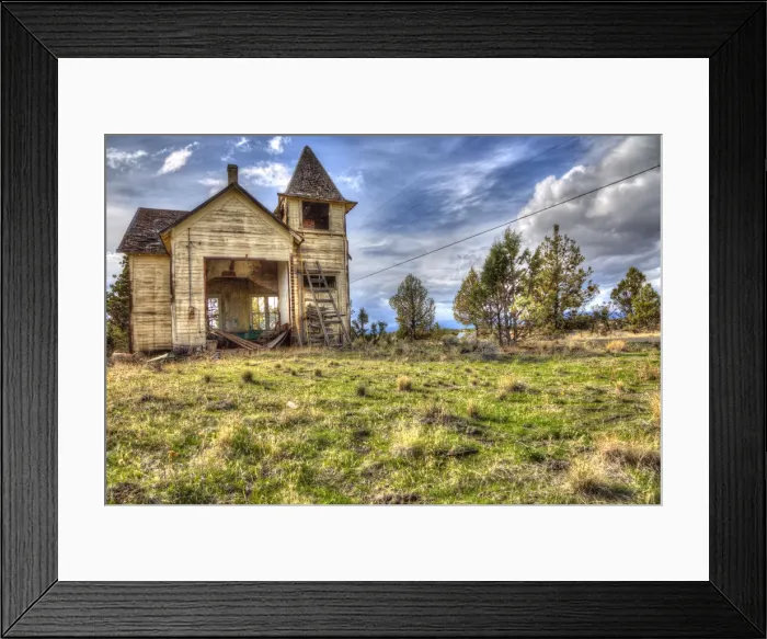 Framed Print : An abandoned schoolhouse in Oregon Framed Print : An abandoned schoolhouse in Oregon