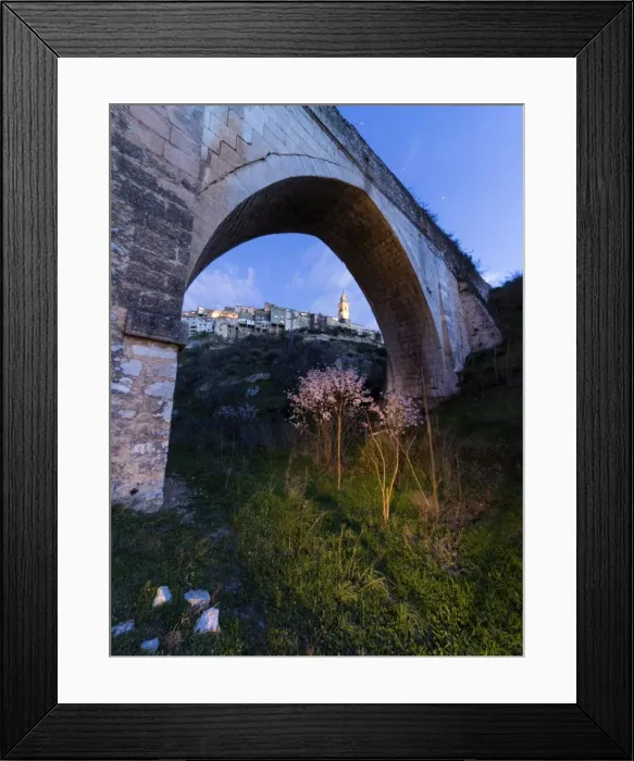 Framed Print : Sight of a medieval population from under a bridge Framed Print : Sight of a medieval population from under a bridge