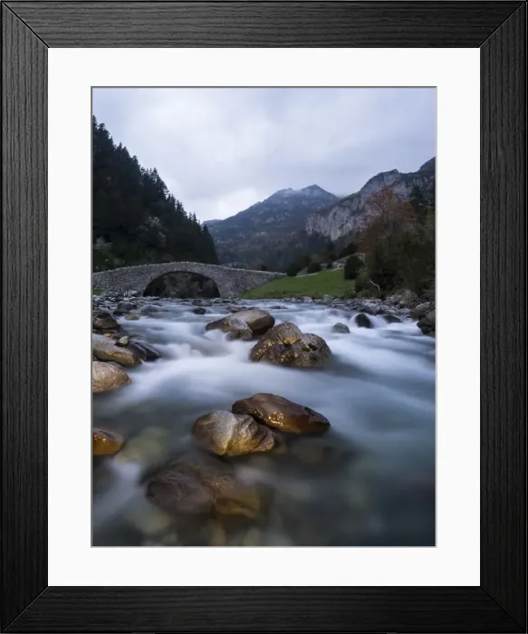 Framed Print : Roman bridge on a river of high mountain in autumn Framed Print : Roman bridge on a river of high mountain in autumn