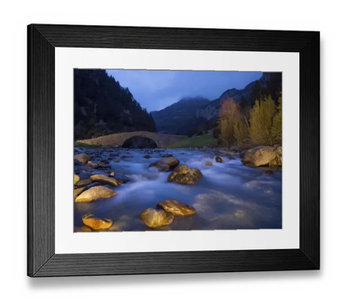 Framed Print : Roman bridge on a river of high mountain in autumn Framed Print : Roman bridge on a river of high mountain in autumn