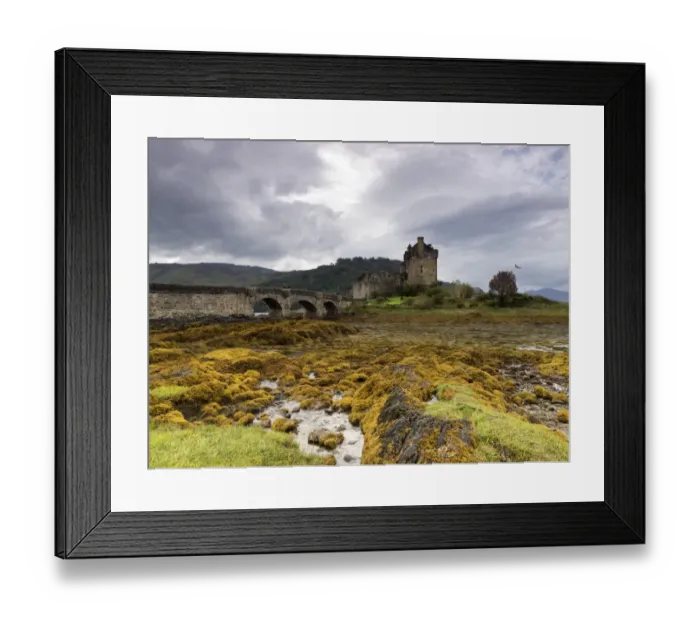 Framed Print : Eileand Donan Castle, Scotland