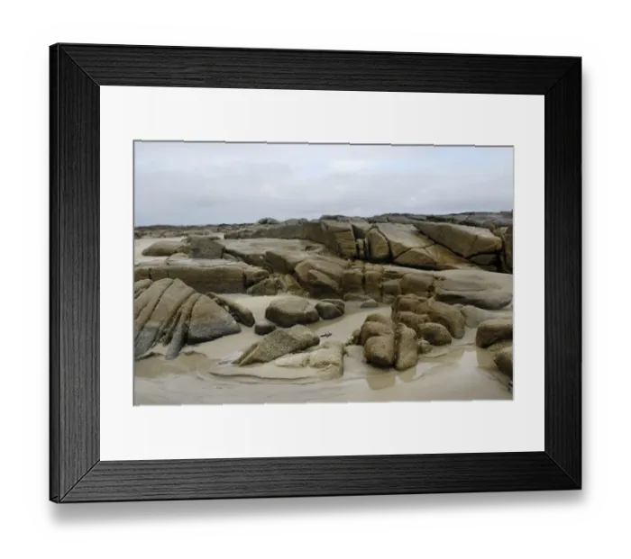 Framed Print : Granite rocks in tidal zone of sandy beach at the Altanic coast of Donegal on a foggy day, Ireland Framed Print : Granite rocks in tidal zone of sandy beach at the Altanic coast of Donegal on a foggy day, Ireland