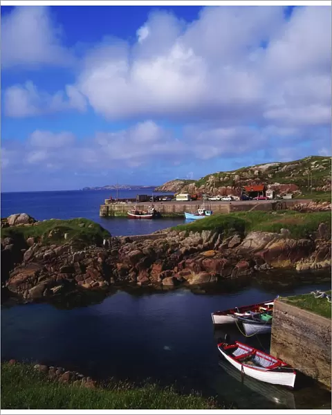 Co Donegal, Harbour at Rinnalea Point, Near Cruit Island, Ireland