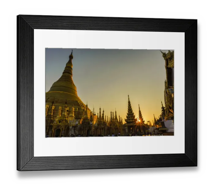 Framed Print : Shwedagon Pagoda at sunset, Yangon, Myanmar Framed Print : Shwedagon Pagoda at sunset, Yangon, Myanmar