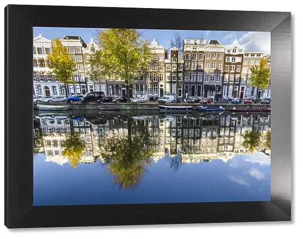 The Jordaan: A Historic Dutch Neighborhood of Amsterdam