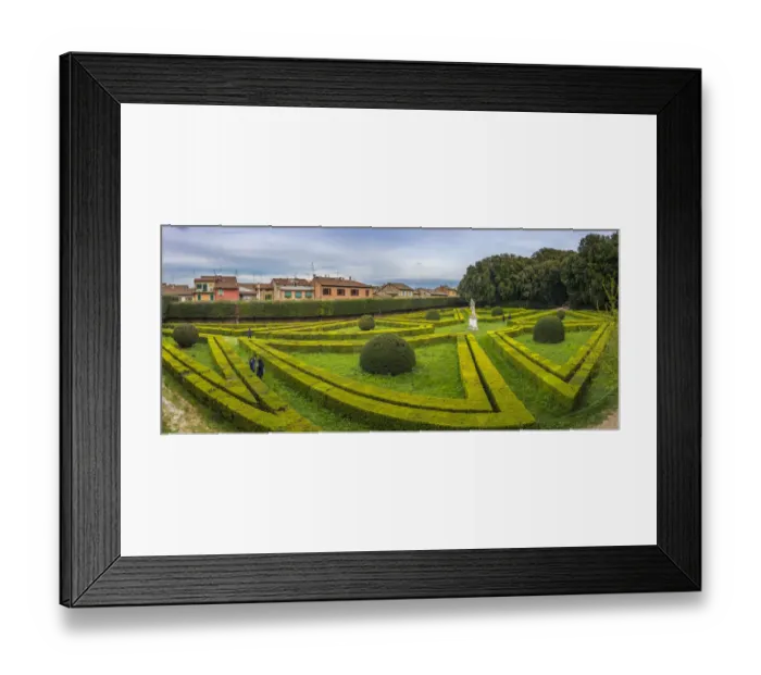 Framed Print : San Quirico d Orcia, Siena, Tuscany, Italy Framed Print : San Quirico d Orcia, Siena, Tuscany, Italy