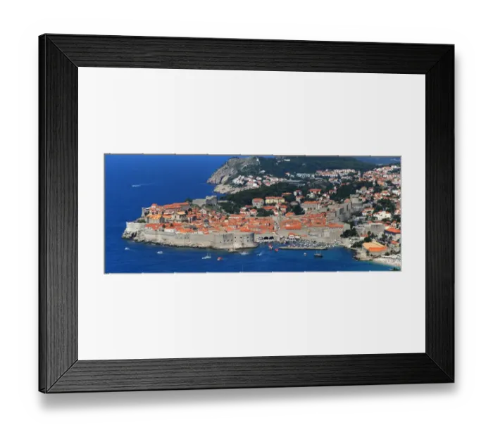 Framed Print : View of Old Town, the walled city of Dubrovnik, UNESCO World Heritage Site, Dalmatia, Croatia Framed Print : View of Old Town, the walled city of Dubrovnik, UNESCO World Heritage Site, Dalmatia, Croatia