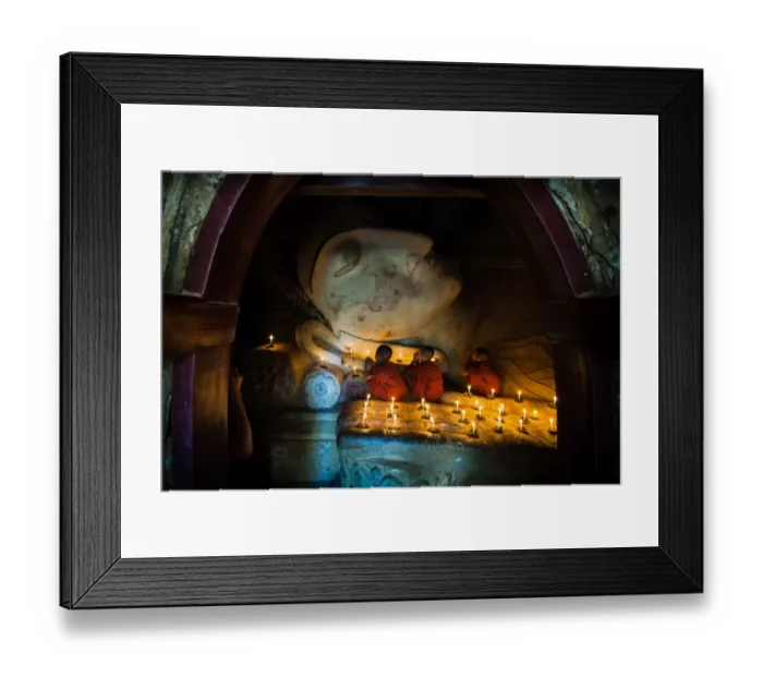Framed Print : neophyte pay buddha in temple of Bagan Framed Print : neophyte pay buddha in temple of Bagan