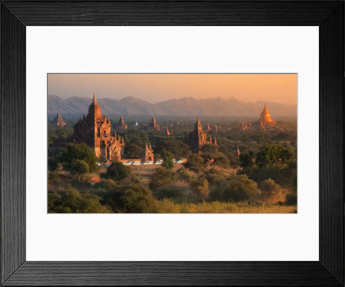 Framed Print : Bagan Temple in sunrise Framed Print : Bagan Temple in sunrise