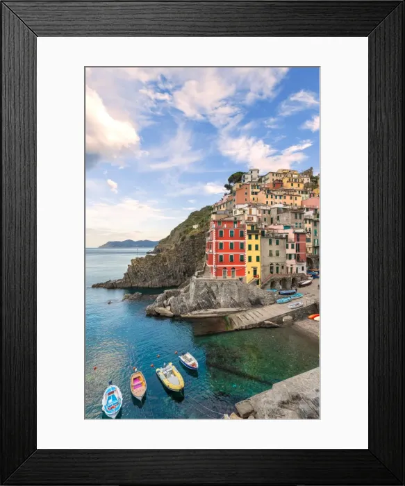 Framed Print : Riomaggiore, Cinque Terre, Italy Framed Print : Riomaggiore, Cinque Terre, Italy