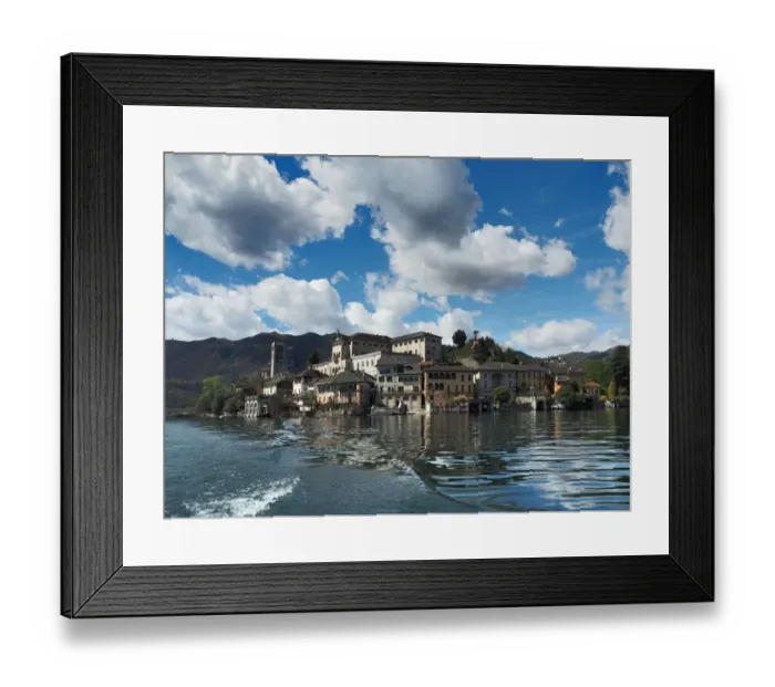 Framed Print : Island Of San Giulio On Lake Orta, Northern Italy Framed Print : Island Of San Giulio On Lake Orta, Northern Italy