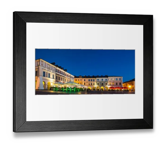 Framed Print : Evening on the old town square in Zamosc, Poland Framed Print : Evening on the old town square in Zamosc, Poland