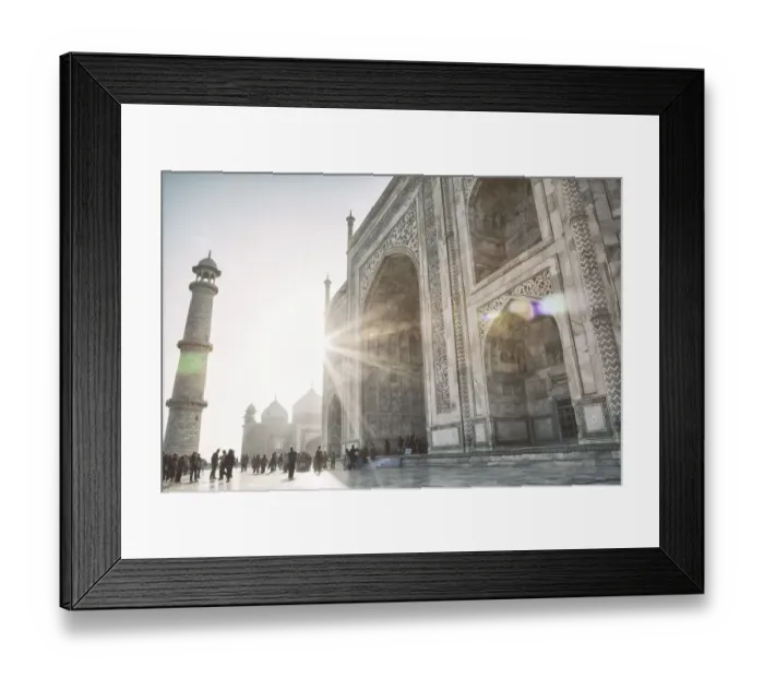 Framed Print : The Taj Mahal Framed Print : The Taj Mahal