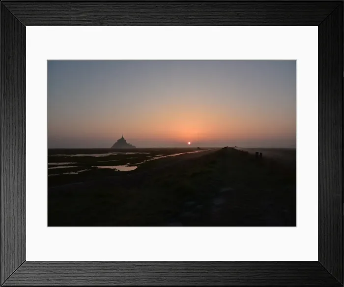 Framed Print : Sunrise on Mont Saint Michel Framed Print : Sunrise on Mont Saint Michel
