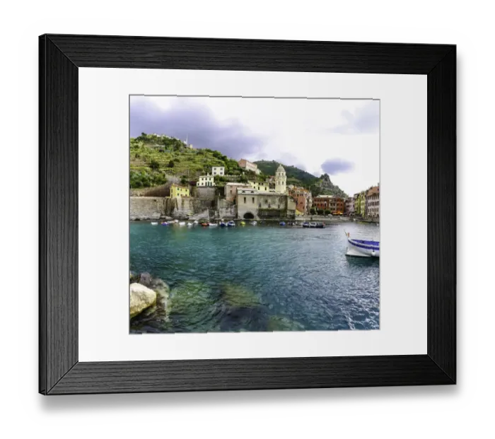 Framed Print : Cinque Terre coastline villages, La Spezia, Italy Framed Print : Cinque Terre coastline villages, La Spezia, Italy