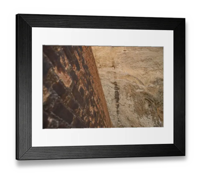 Framed Print : Sigiriya or Sinhagiri (Lion Rock Sinhalese) is an ancient rock fortress located in the northern Matale District near the town of Dambulla in the Central Province, Sri Lanka Framed Print : Sigiriya or Sinhagiri (Lion Rock Sinhalese) is an ancient rock fortress located in the northern Matale District near the town of Dambulla in the Central Province, Sri Lanka