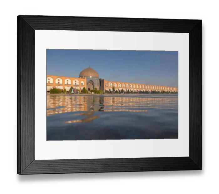 Framed Print : Sheikh Lotfollah Mosque in Naqsh-e-Jahan Square Framed Print : Sheikh Lotfollah Mosque in Naqsh-e-Jahan Square