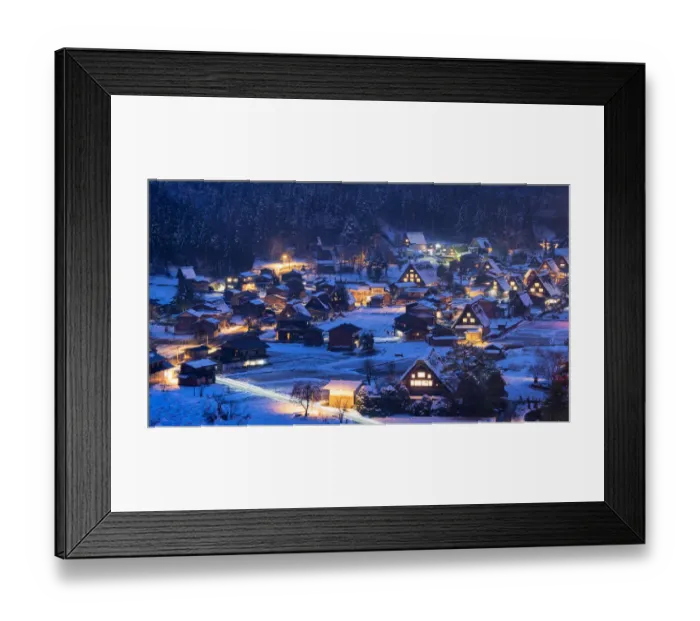 Framed Print : Shirakawa-go village at dusk Framed Print : Shirakawa-go village at dusk