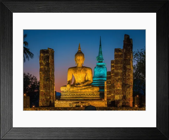 Framed Print : Buddha Statue at Wat Mahathat in Sukhothai Historical Park Framed Print : Buddha Statue at Wat Mahathat in Sukhothai Historical Park