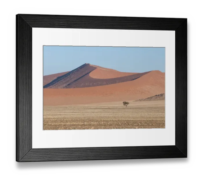 Framed Print : Sand dunes in Sossuvlei. Namib Desert, Namibia Framed Print : Sand dunes in Sossuvlei. Namib Desert, Namibia
