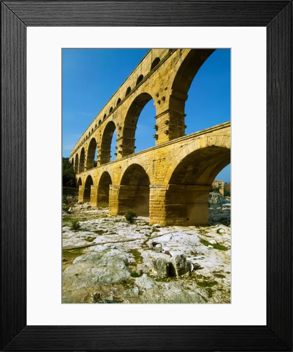 Framed Print : Pont Du Gard, Gard, Languedoc-Roussillon, France Framed Print : Pont Du Gard, Gard, Languedoc-Roussillon, France