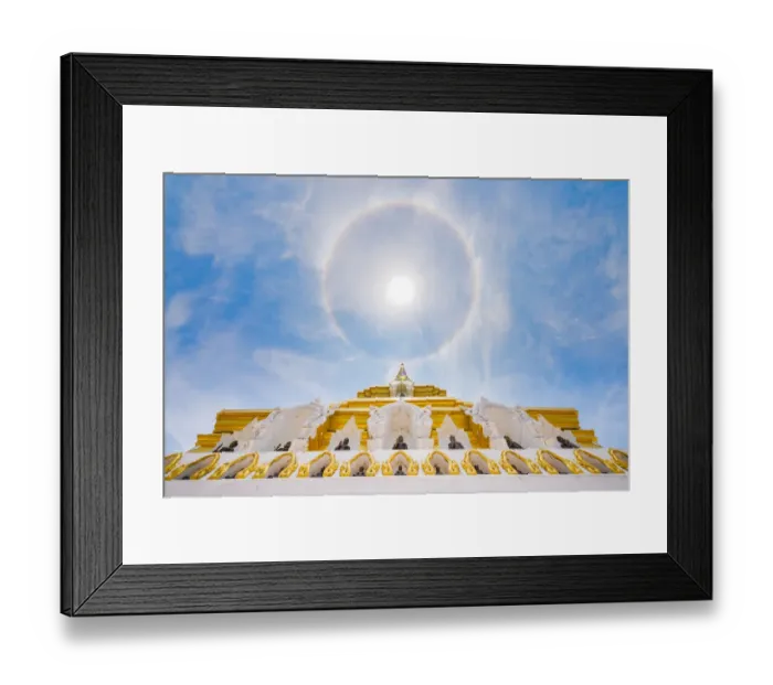 Framed Print : Sun Halo at Phra Chao Luang Temple, Chiang rai, Thailand Framed Print : Sun Halo at Phra Chao Luang Temple, Chiang rai, Thailand