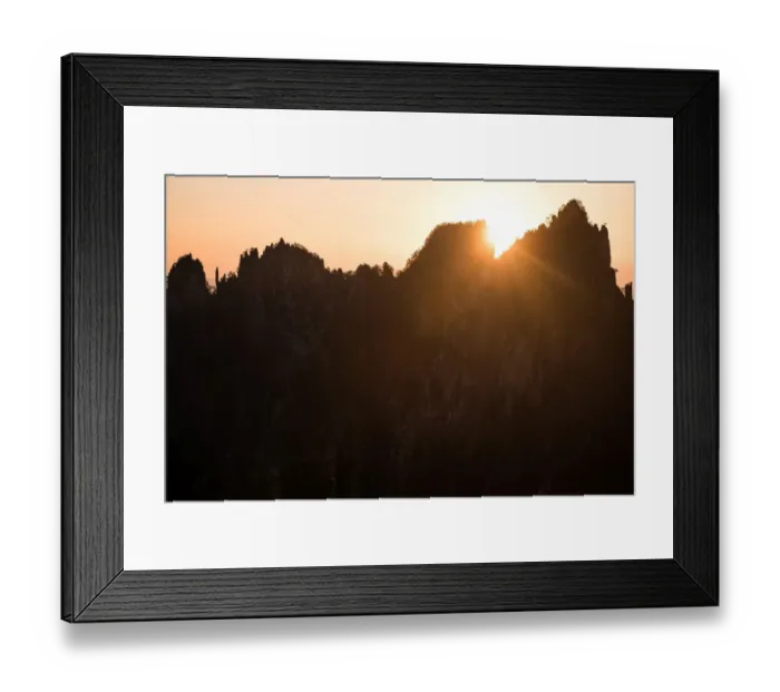 Framed Print : lion peak view point, Huangshan (Yellow Mountains), Eastern China Framed Print : lion peak view point, Huangshan (Yellow Mountains), Eastern China