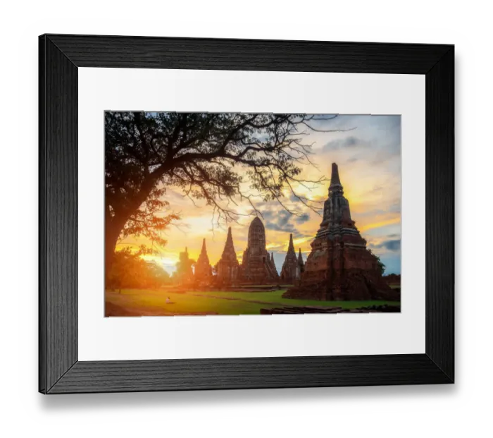 Framed Print : Old Temple Wat Chaiwatthanaram