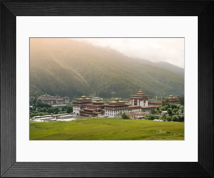 Framed Print : Trashi Chhoe Dzong, Thimphu, Bhutan Framed Print : Trashi Chhoe Dzong, Thimphu, Bhutan