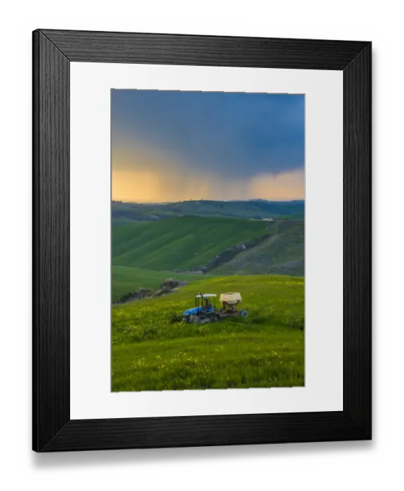Framed Print : Val d Orcia, Siena, Tuscany, Italy Framed Print : Val d Orcia, Siena, Tuscany, Italy