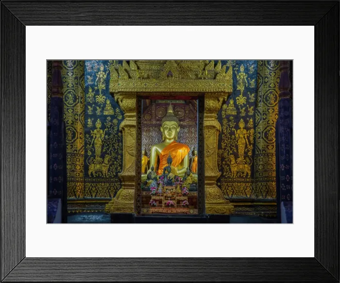 Framed Print : Buddha statue in Wat Xieng Thong, Luang Prabang Framed Print : Buddha statue in Wat Xieng Thong, Luang Prabang