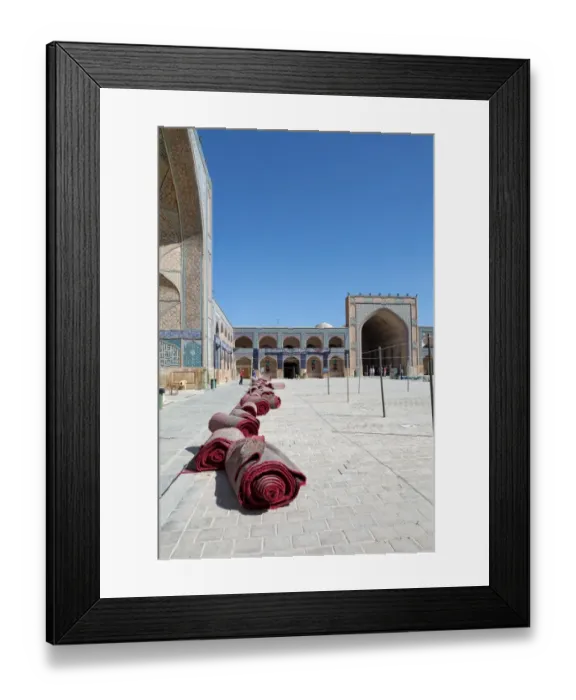 Framed Print : Persian carpets in the courtyard of Jameh Mosque, Isfahan, Iran Framed Print : Persian carpets in the courtyard of Jameh Mosque, Isfahan, Iran