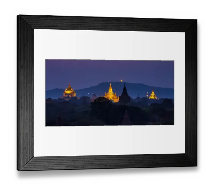 Framed Print : Ancient temples in old Bagan after sunset Framed Print : Ancient temples in old Bagan after sunset