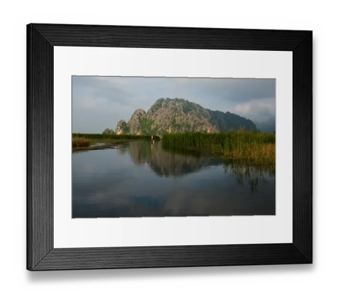 Framed Print : Vietnam - Trang An - Bai Dinh UNESCO World Heritage Site Framed Print : Vietnam - Trang An - Bai Dinh UNESCO World Heritage Site