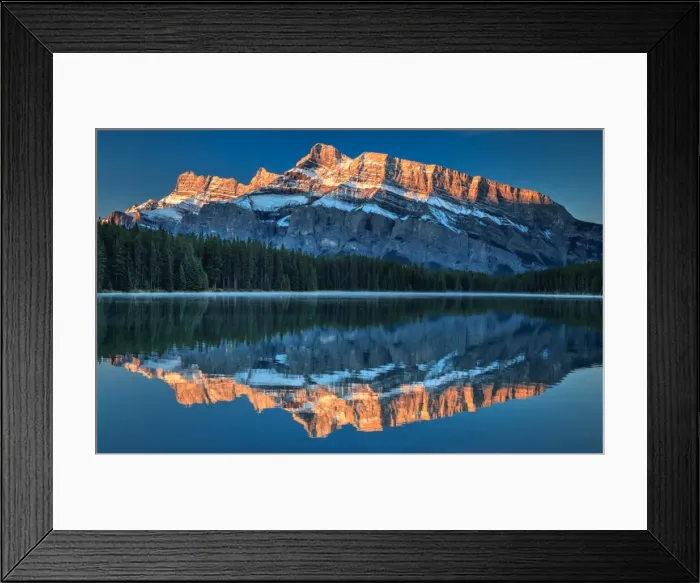 Framed Print : Sunrise over Mount Rundle, Banff National Park, Alberta, Canada Framed Print : Sunrise over Mount Rundle, Banff National Park, Alberta, Canada