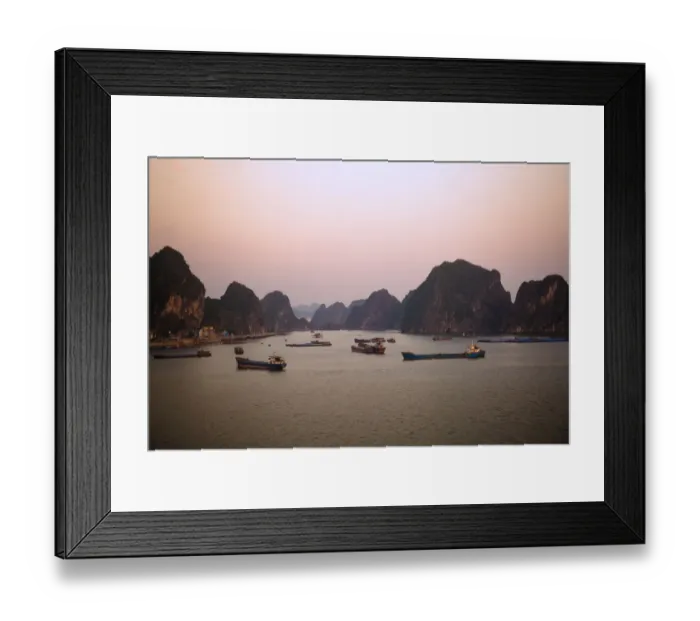 Framed Print : Sunset at Ha Long Bay, Quang Ninh Province, Vietnam Framed Print : Sunset at Ha Long Bay, Quang Ninh Province, Vietnam