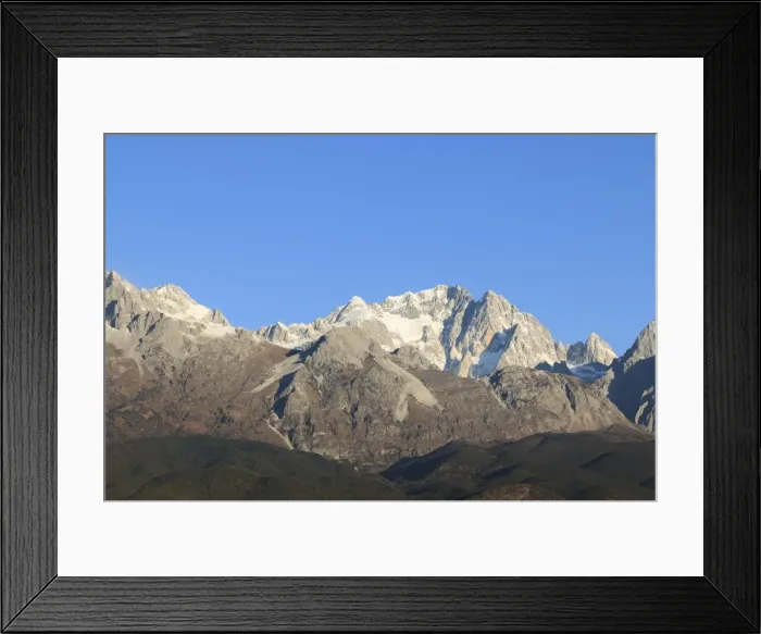 Framed Print : Panoramic view of the Jade Dragon Snow Mountain in Yunnan, China Framed Print : Panoramic view of the Jade Dragon Snow Mountain in Yunnan, China