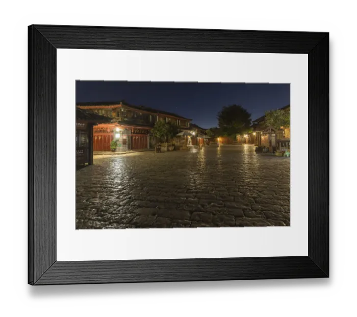 Framed Print : Lijiang Old Town in Yunnan, China at dusk
