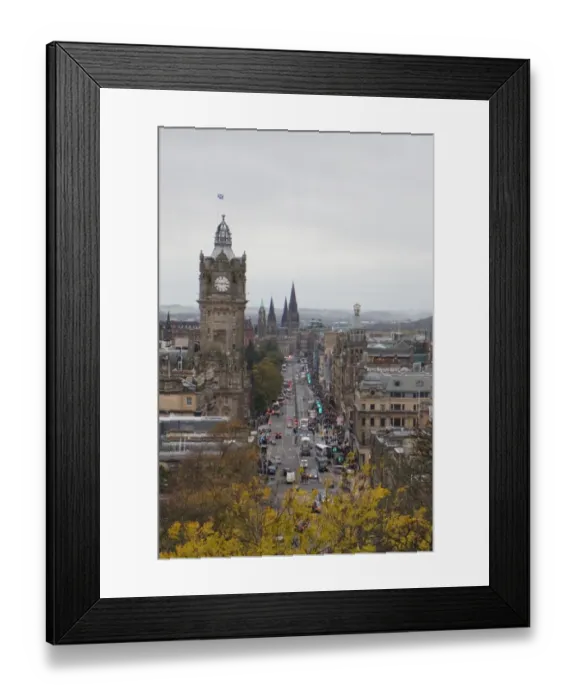 Framed Print : Overview on Princes Street, Edinburgh, United Kingdom Framed Print : Overview on Princes Street, Edinburgh, United Kingdom